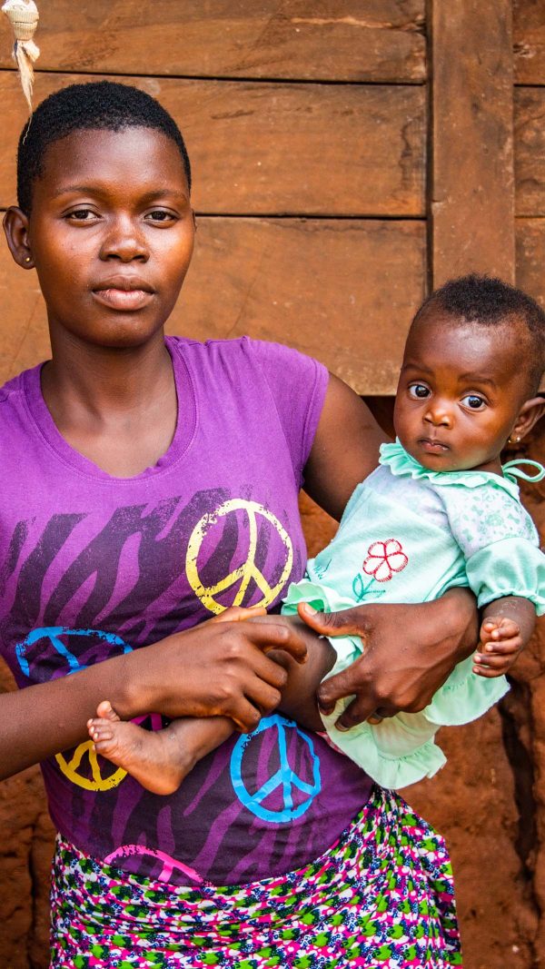 Honger Stelt Zwangere Akouvi Voor Een Onmogelijke Keuze | Compassion ...